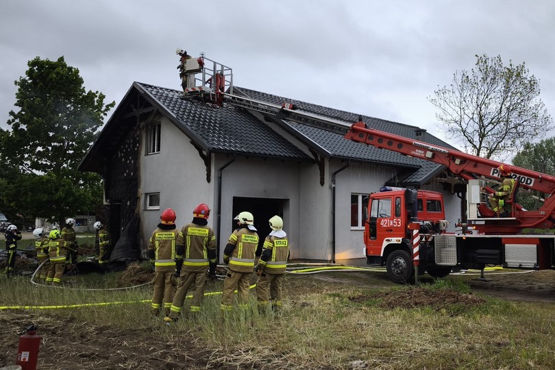 Pożar pod Chełmnem. Duże straty [ZDJĘCIA]