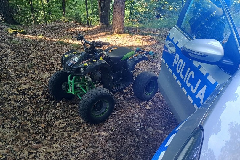 Policjanci ruszyli w pościg. Za kierownicą siedziało dziecko [ZDJĘCIA]