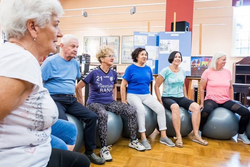 Umowy LGD – granty na lokalne inicjatywy dla młodych i seniorów