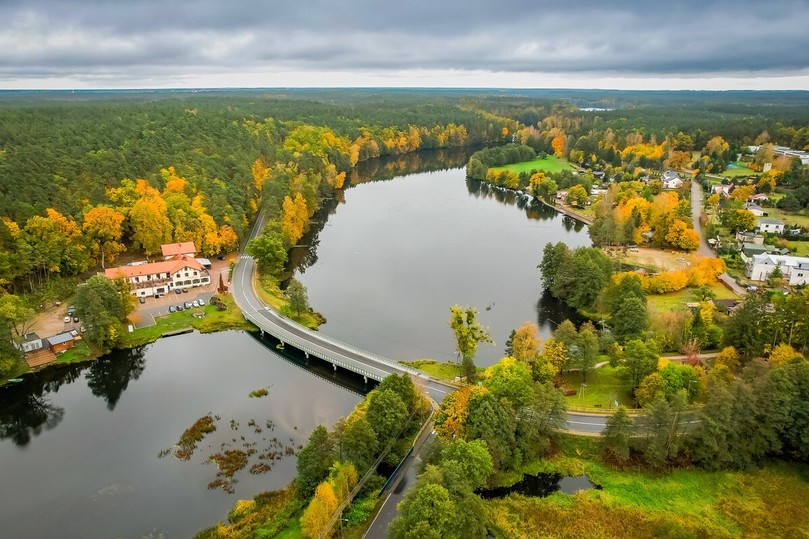 Wakacje w sercu przyrody: Nadgoplański Park Tysiąclecia [FILM]