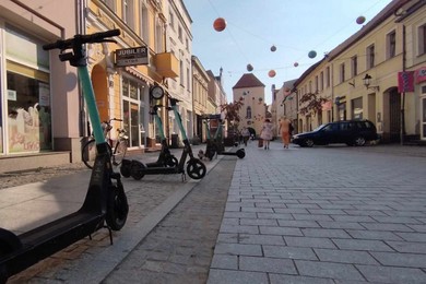 KRÓTKA PIŁKA. Hulajnogi są spoko. To z nami coś jest nie tak