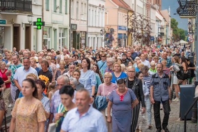 Wielki odpust w Chełmnie. Setki wiernych na ulicach miasta [ZDJĘCIA]