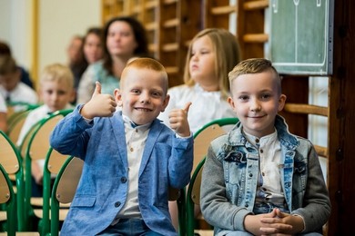 Jakimi programami kujawsko-pomorski samorząd wspiera uczniów i studentów?