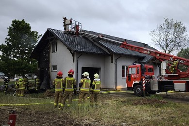 Pożar pod Chełmnem. Duże straty [ZDJĘCIA]