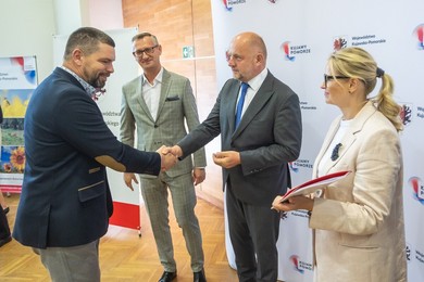  Wsparcie dla pszczelarstwa [ZDJĘCIA]