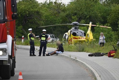 Wypadek na hulajnodze z udziałem dzieci. Lądował śmigłowiec LPR [ZDJĘCIA]