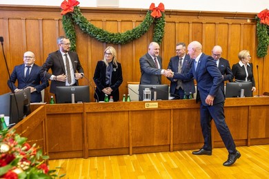 Sejmik województwa przyjął budżet 2026 [ZDJĘCIA]