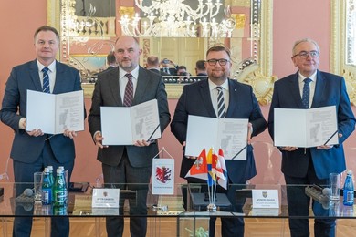Marszałkowie czterech województw apelują do premiera w sprawie S15 [ZDJĘCIA]