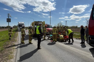 Wypadek pod Chełmnem. Jedna osoba w szpitalu [ZDJĘCIA]